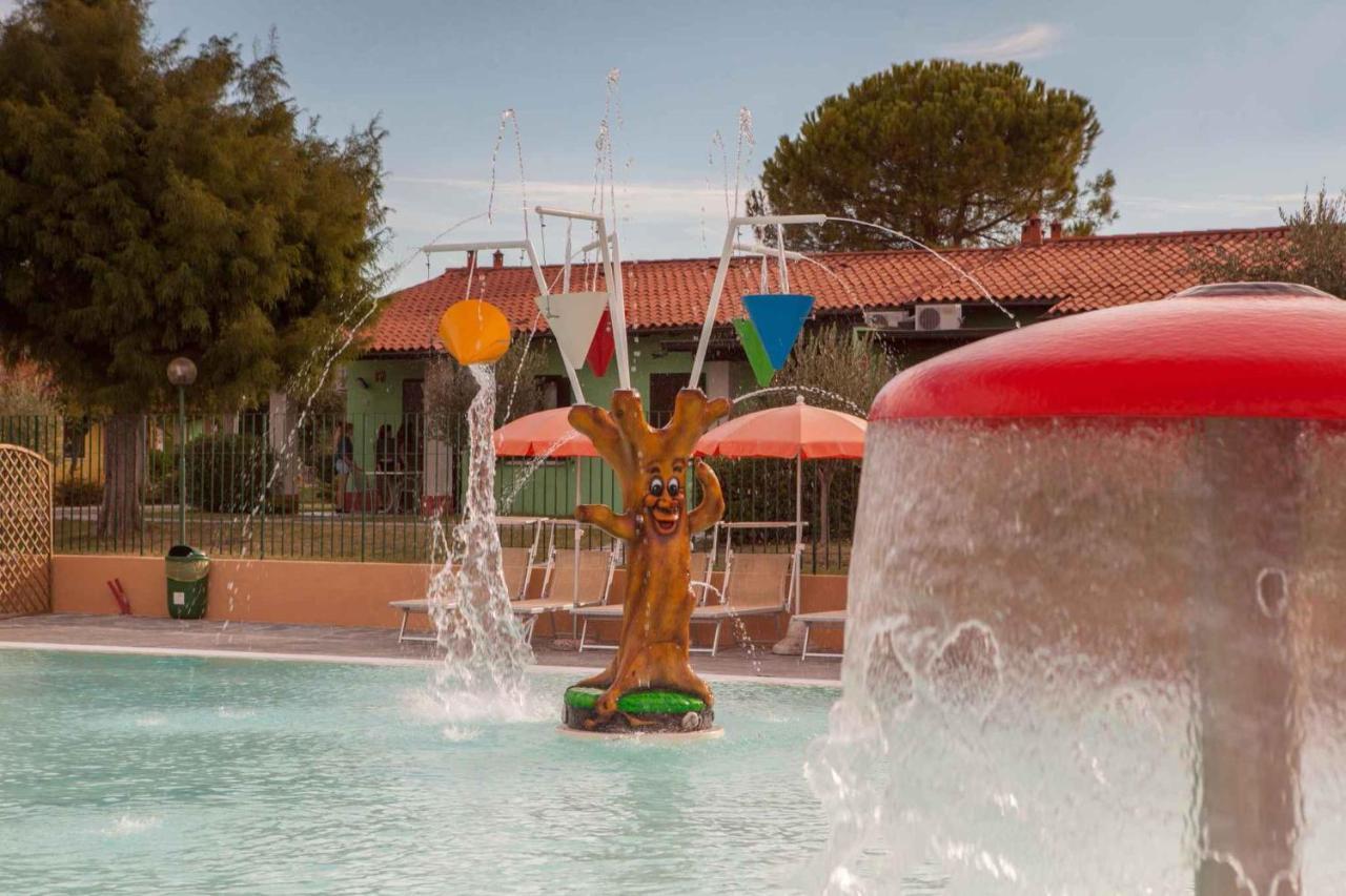 Mobilehomes In Sirmione/Gardasee 22177 Dış mekan fotoğraf