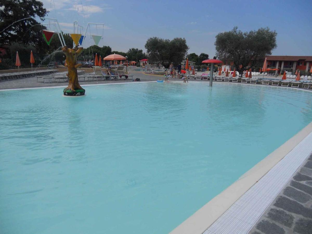 Mobilehomes In Sirmione/Gardasee 22177 Dış mekan fotoğraf