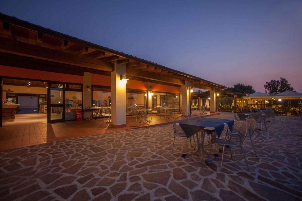 Mobilehomes In Sirmione/Gardasee 22177 Dış mekan fotoğraf
